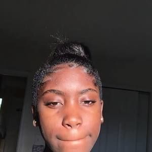 Meet your Posher, Jonelle